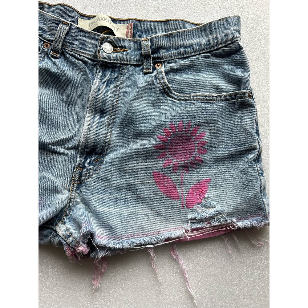 Vintage Levis Reworked Distressed Painted Bleach Dye Cutoff Festival Shorts Sz M - Picture 3 of 15